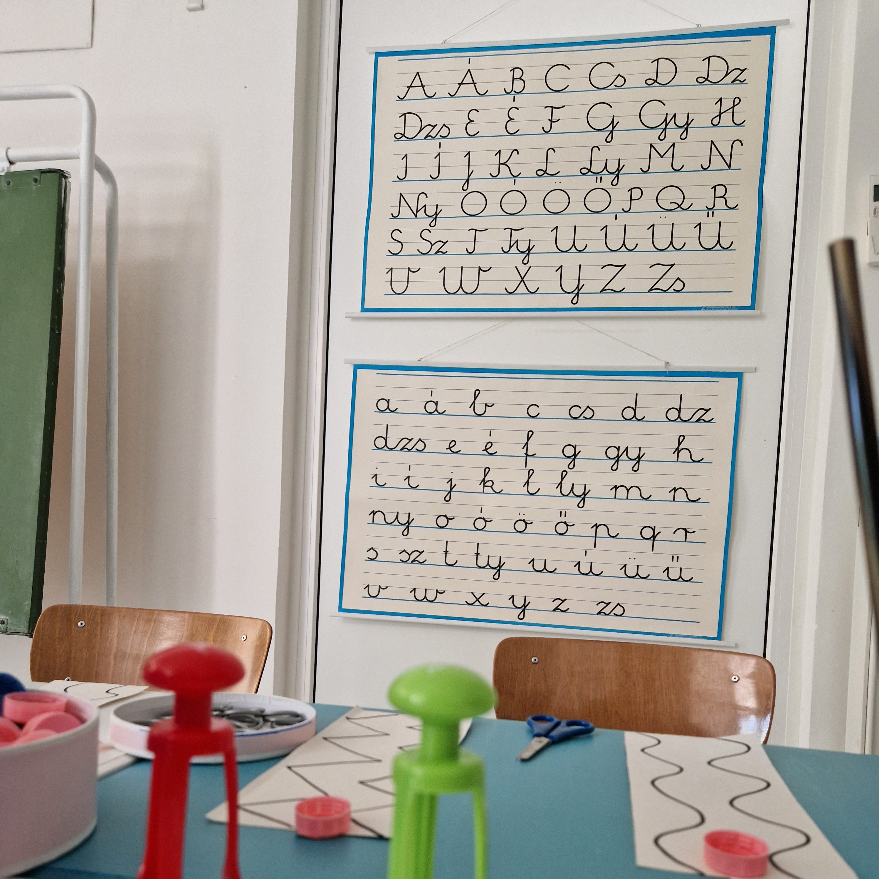 Játékos tanulás az Okoskolában